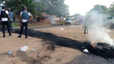 Major Roads To Volta Region Blocked By Western Togoland group - Video Here
