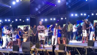 Shatta Wale N Hon Peter Amewu Performs Hard At Hon's Victory Music Concert - Video