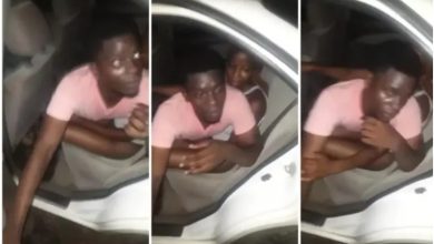Lovers Seen Chewiŋg Themselves Inside A Car With A New Style