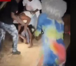 Girls Team Up To Beat Their Friend Because Of Boyfriend