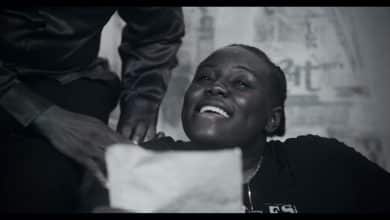 Teni – Hustle