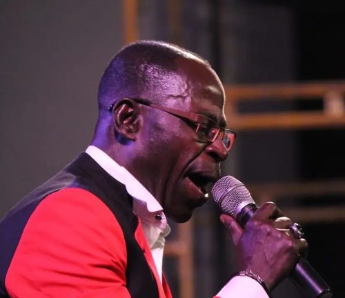 Amakye Dede – Bebrebe Yi