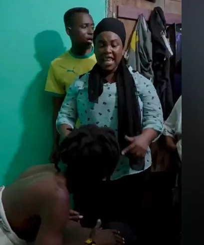 Shocking Video of Married Couple Stuck Together During Facking 1 Shocking Video of Married Couple Stuck Together During Facking