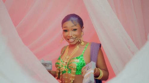 Guchi & Salima Chica - Gimme The Money 1 Guchi & Salima Chica - Gimme The Money