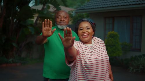 DJ Stax Ft Thabie Ngethe - Ungayithi Vu