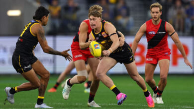 West Coast Eagles vs Essendon: Can the Bombers Find a "New Coach Bounce" at Optus Stadium?