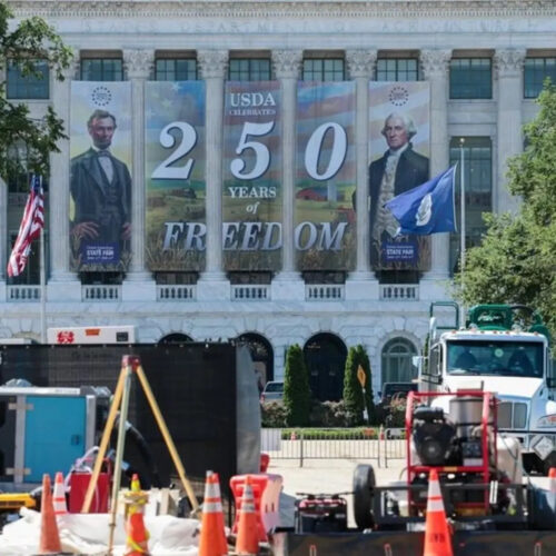 National Mall Fuel Cleanup Efforts: Response to Vandalism Ahead of America250 Events 1 National Mall Fuel Cleanup Efforts: Response to Vandalism Ahead of America250 Events