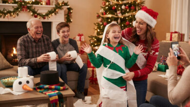 Fun Christmas Games for Adults and Kids to Play During the Holidays