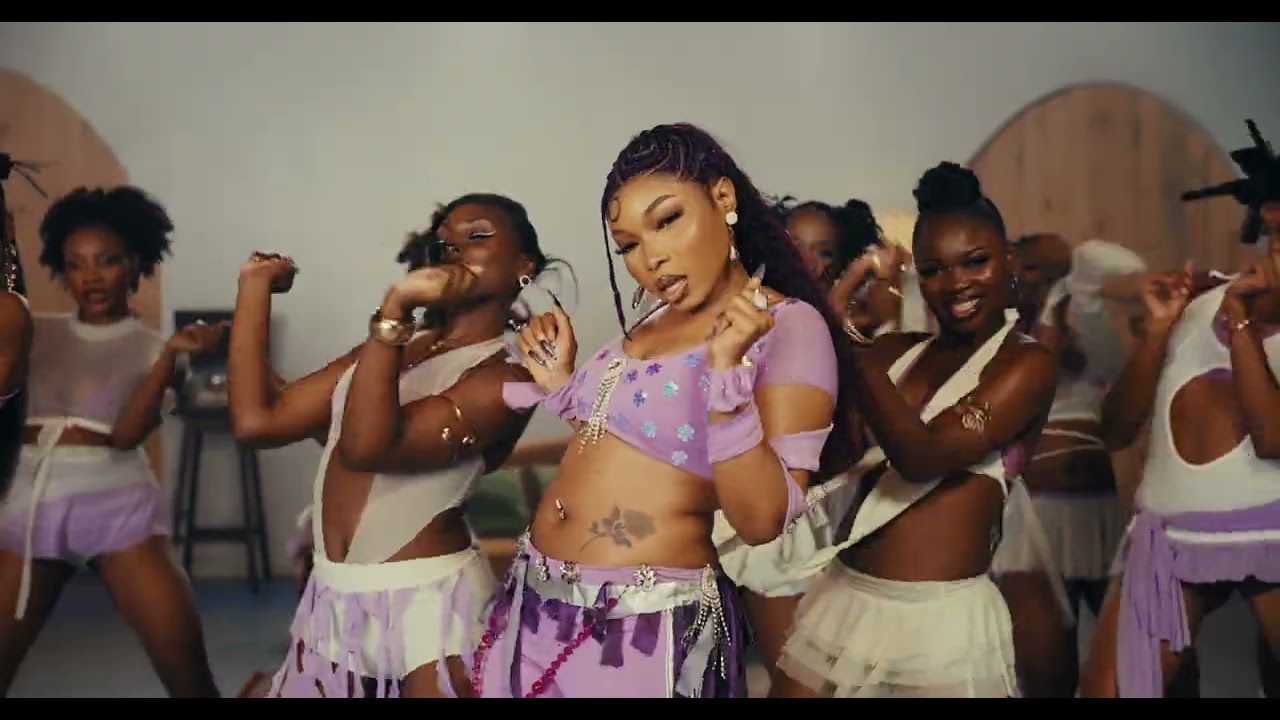Guchi – Call Me 1 Guchi – Call Me